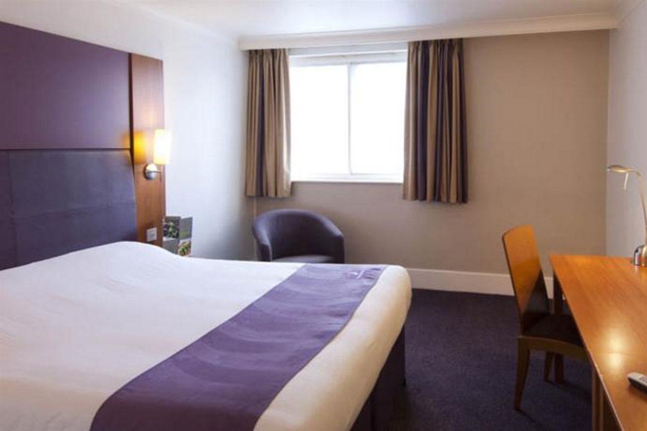 Premier Inn Premier Inn Weymouth Exterior foto